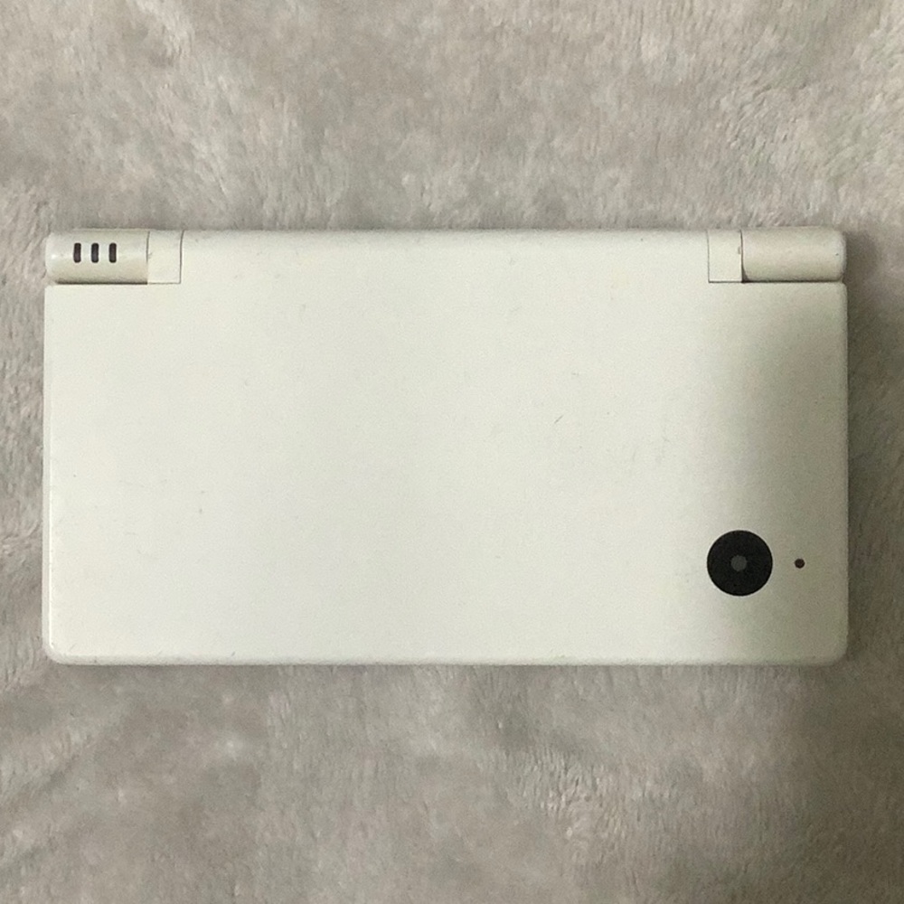 White Nintendo DSI (For Parts)